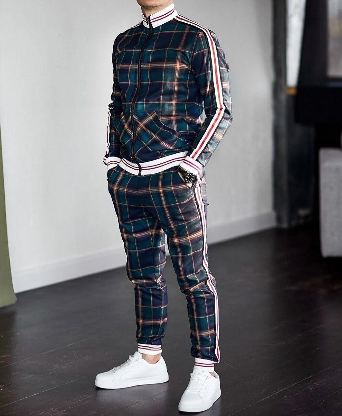 Men's Long Sleeve Casual Set - Contemporary Autumn Style - Green