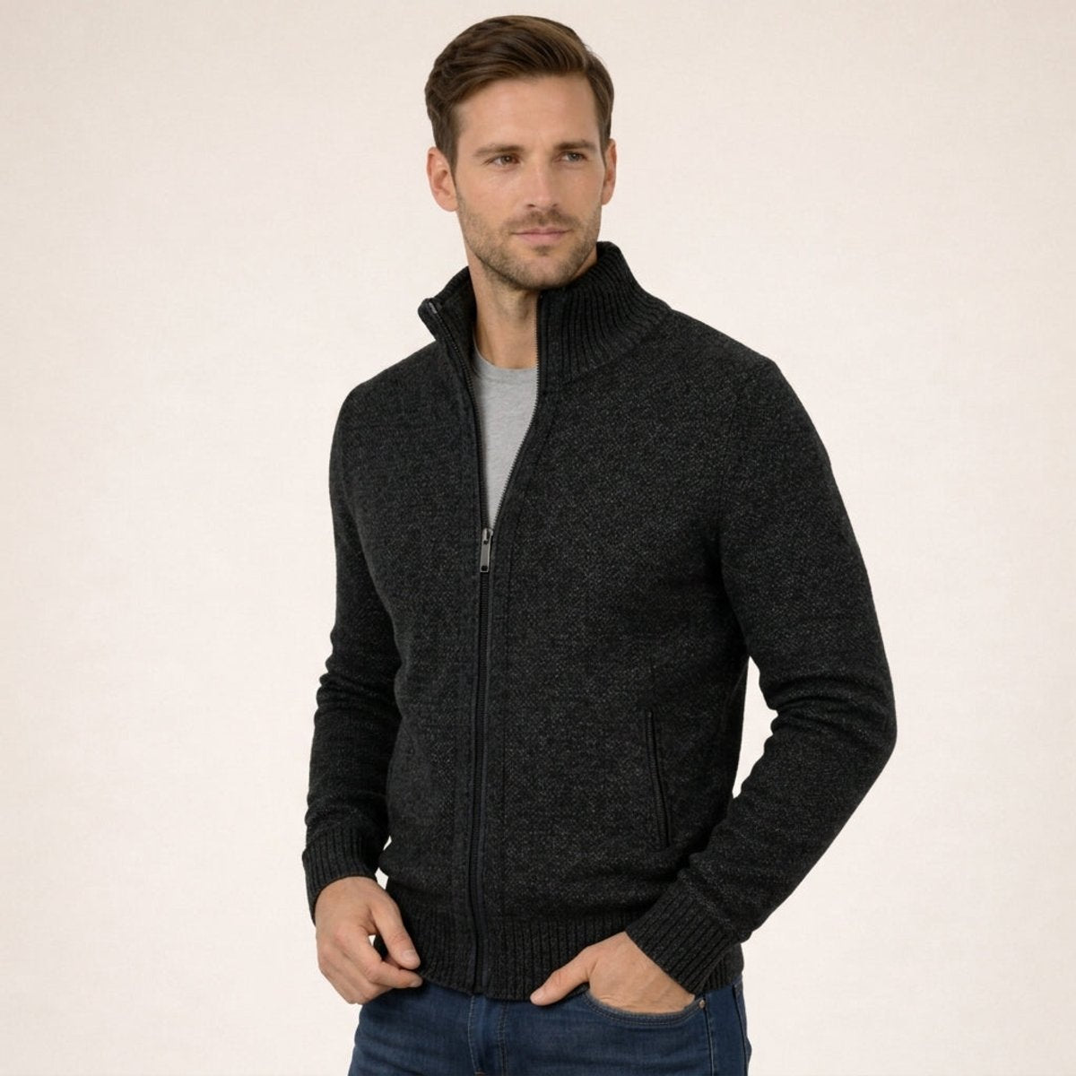 Men's Merino Wool Full-Zip Mock Neck Sweater - Tailored Warmth - Black
