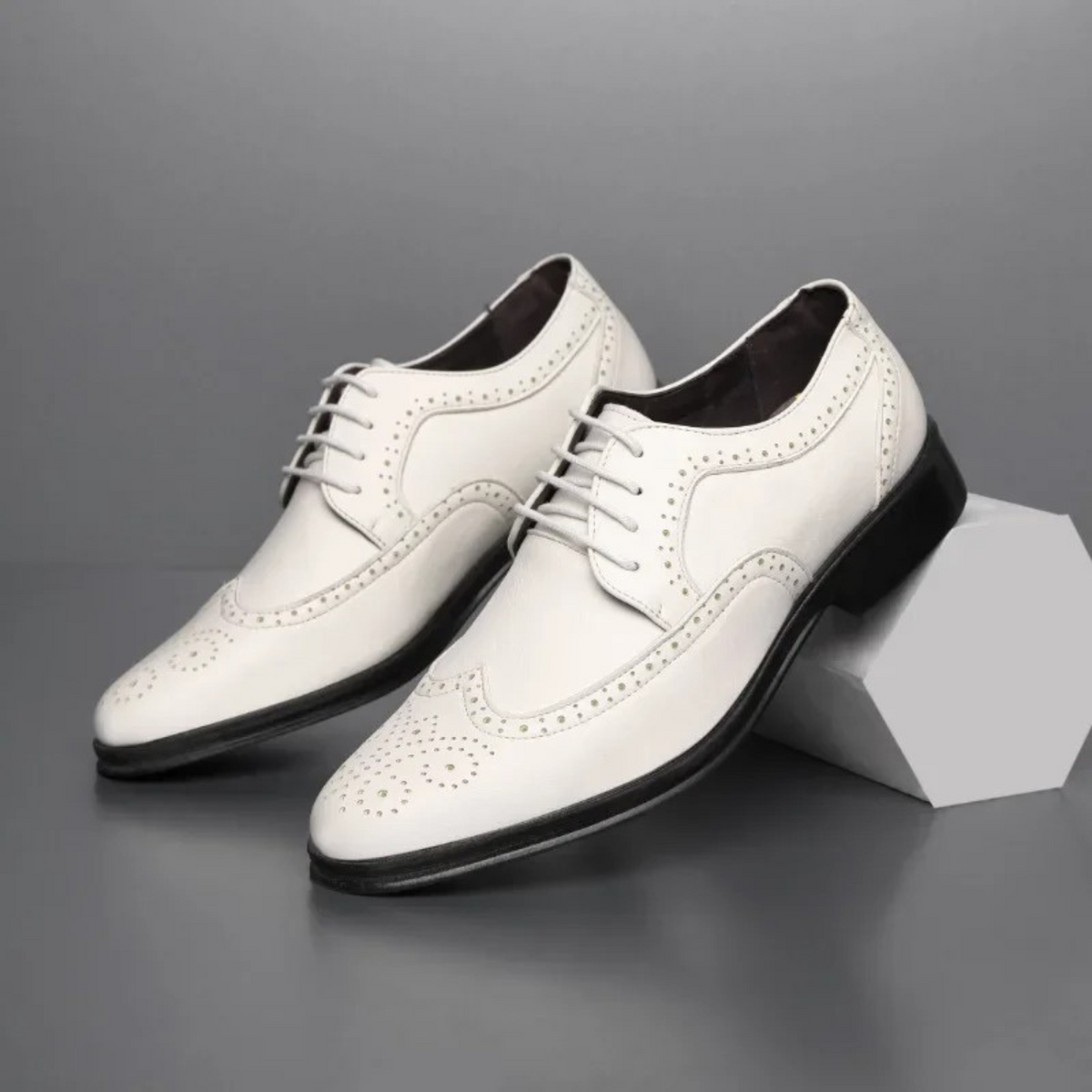 Men's Oxford Dress Shoes | Brogue Detail | Spring - White