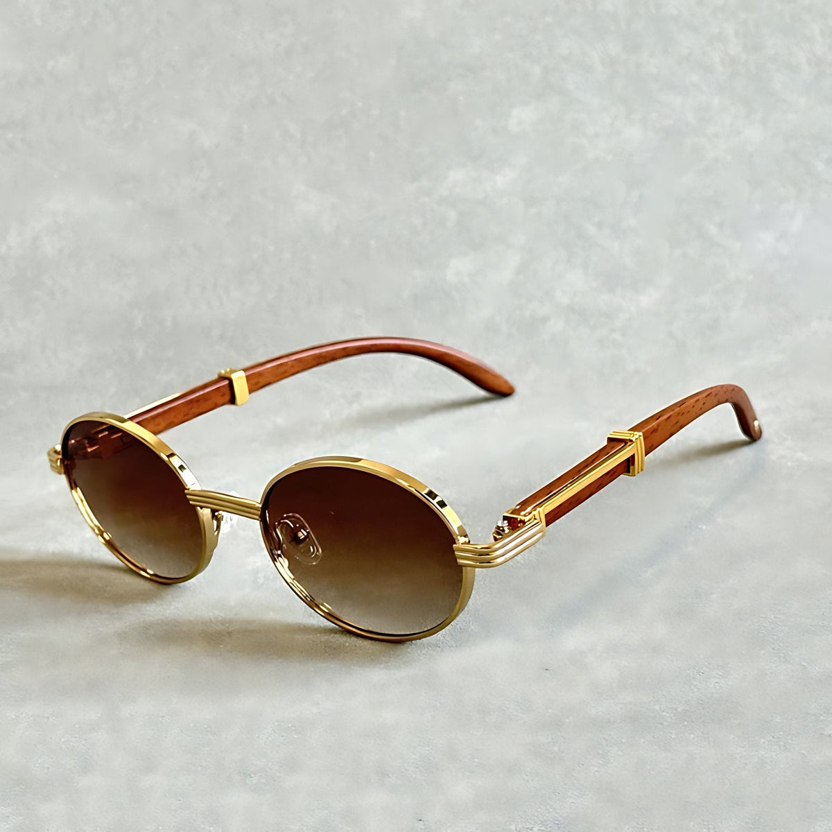 Men's Round Gold Frame Sunglasses - UV400 Protection - Brown