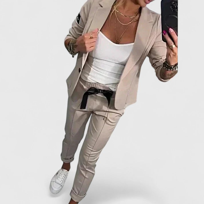 Women's Blazer and Jogger Set - Elegant Two-Piece | Autumn