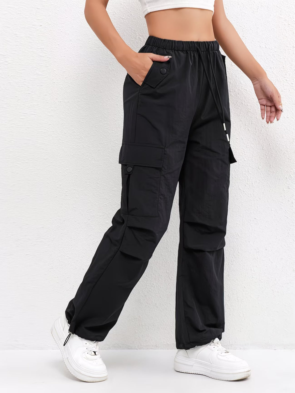 Women's Cargo Pocket Drawstring Casual Pants - Relaxed Fit | Spring - Black
