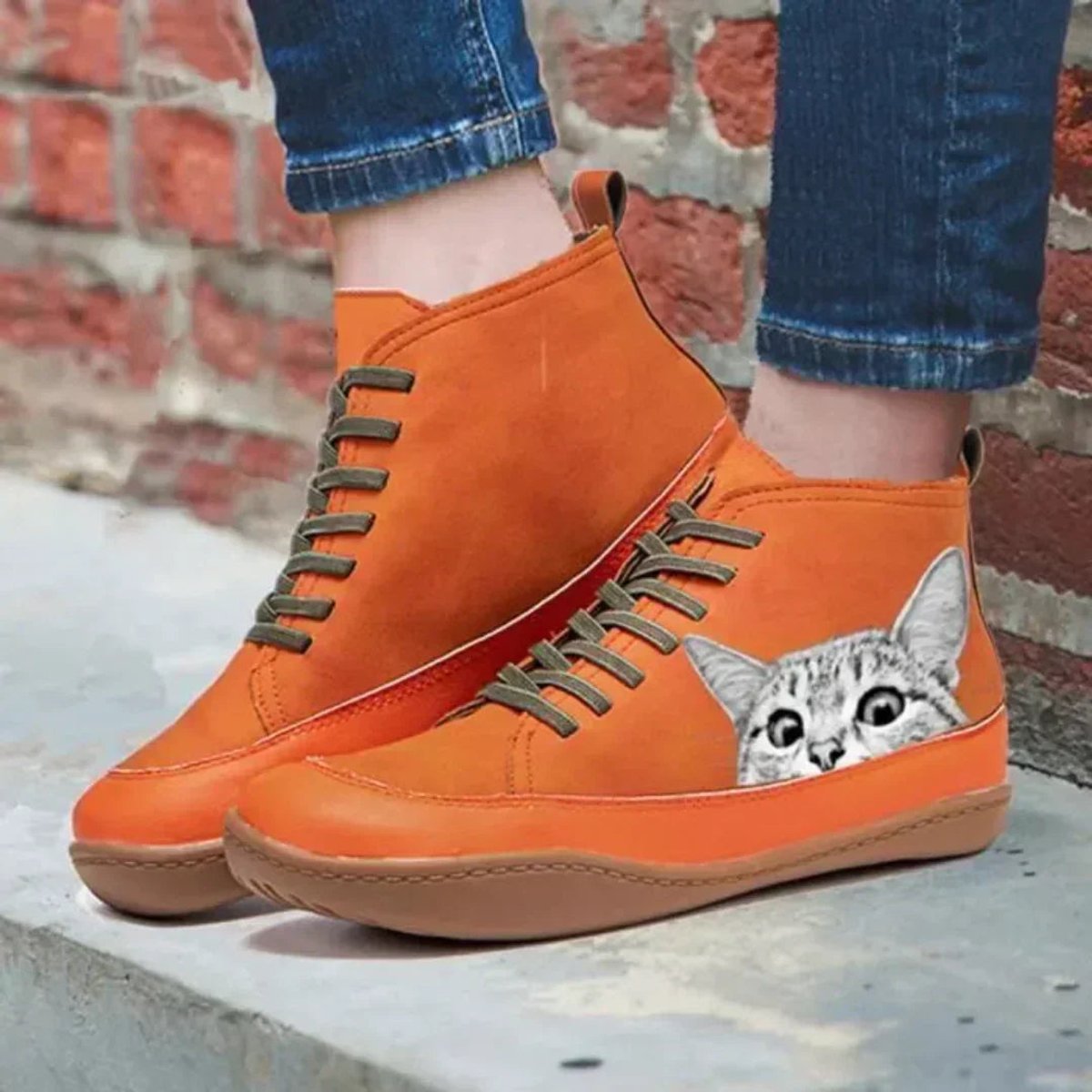 Women's Cat Print Lace-Up Ankle Boots - Black & White Graphic | Autumn