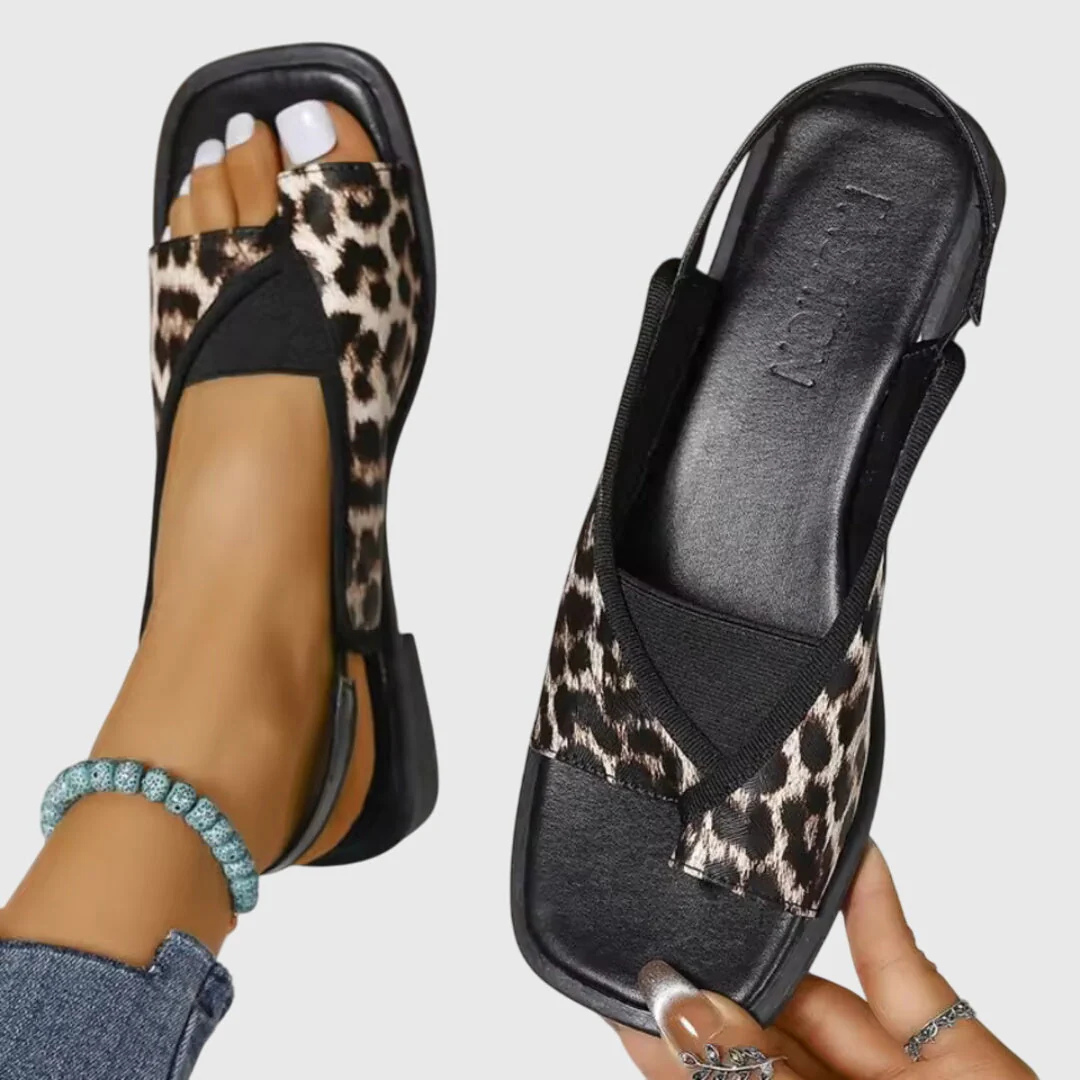 Women's Contrast Strap Flat Sandals - Modern Summer Style - Leopard Print