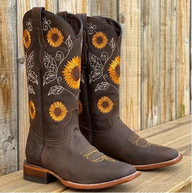 Women's Cowboy Boots | Retro | Slip-On | Embroidered | Fall - Dark Brown