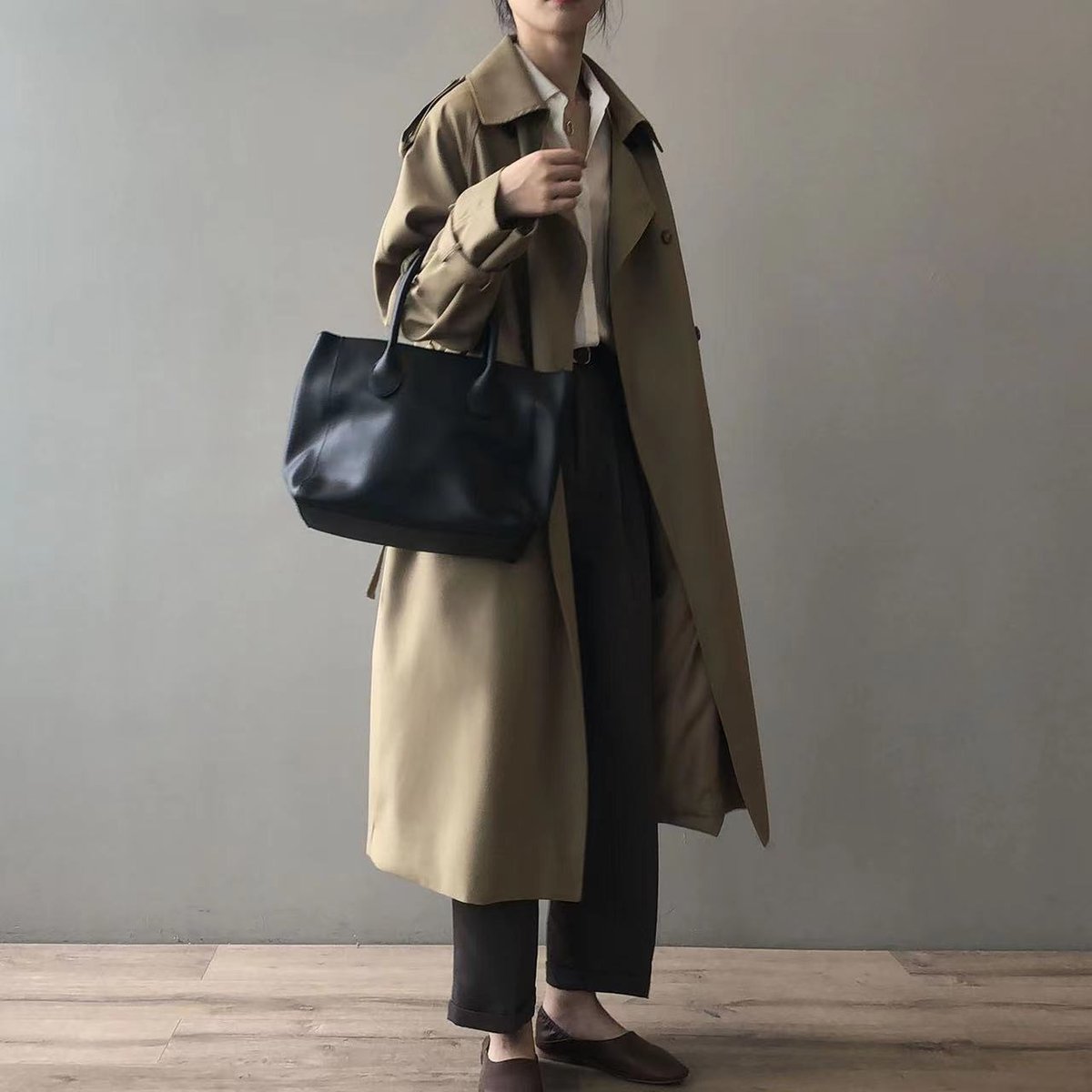Women's Double-Breasted Water-Repellent Trench Coat - Classic Long