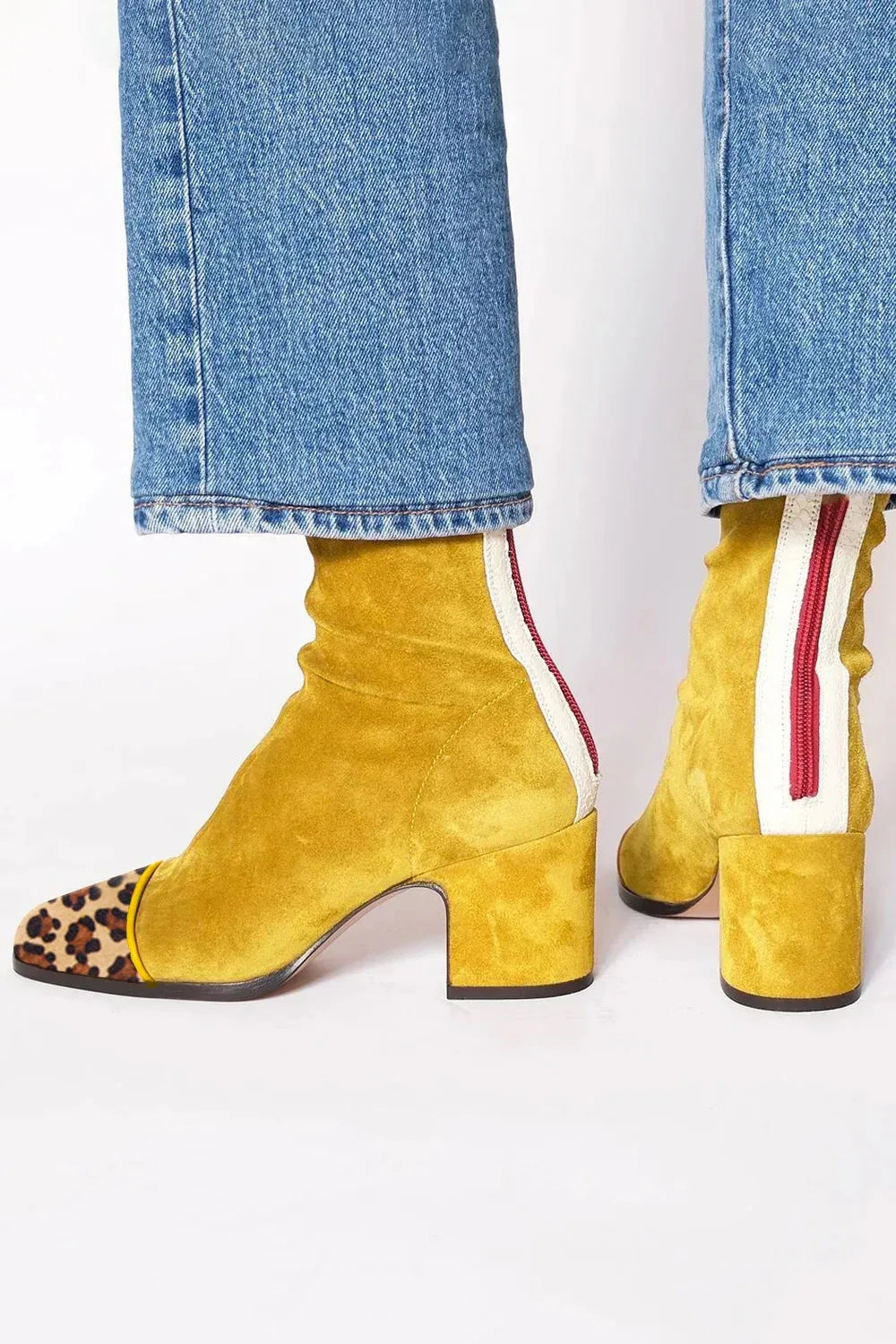 Women's Elegant Boots - Timeless Silhouette | Autumn - Yellow