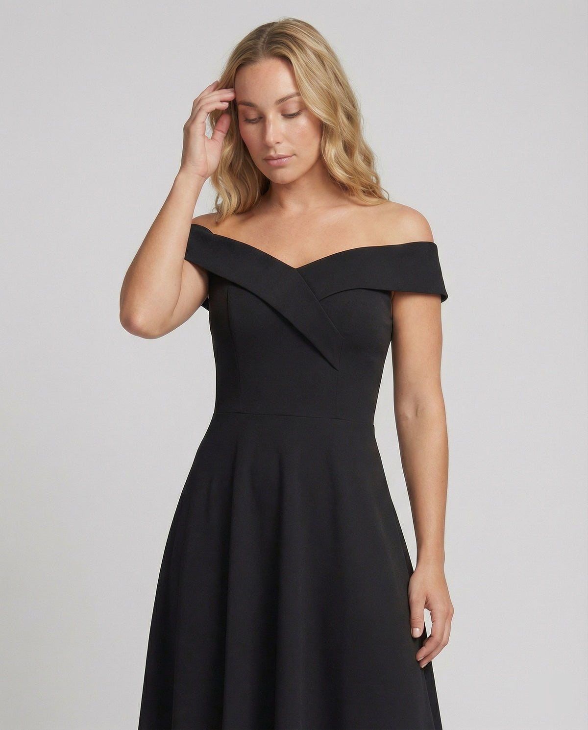 Women's Evening Dress | Off-Shoulder | Elegant Catwalk | Spring