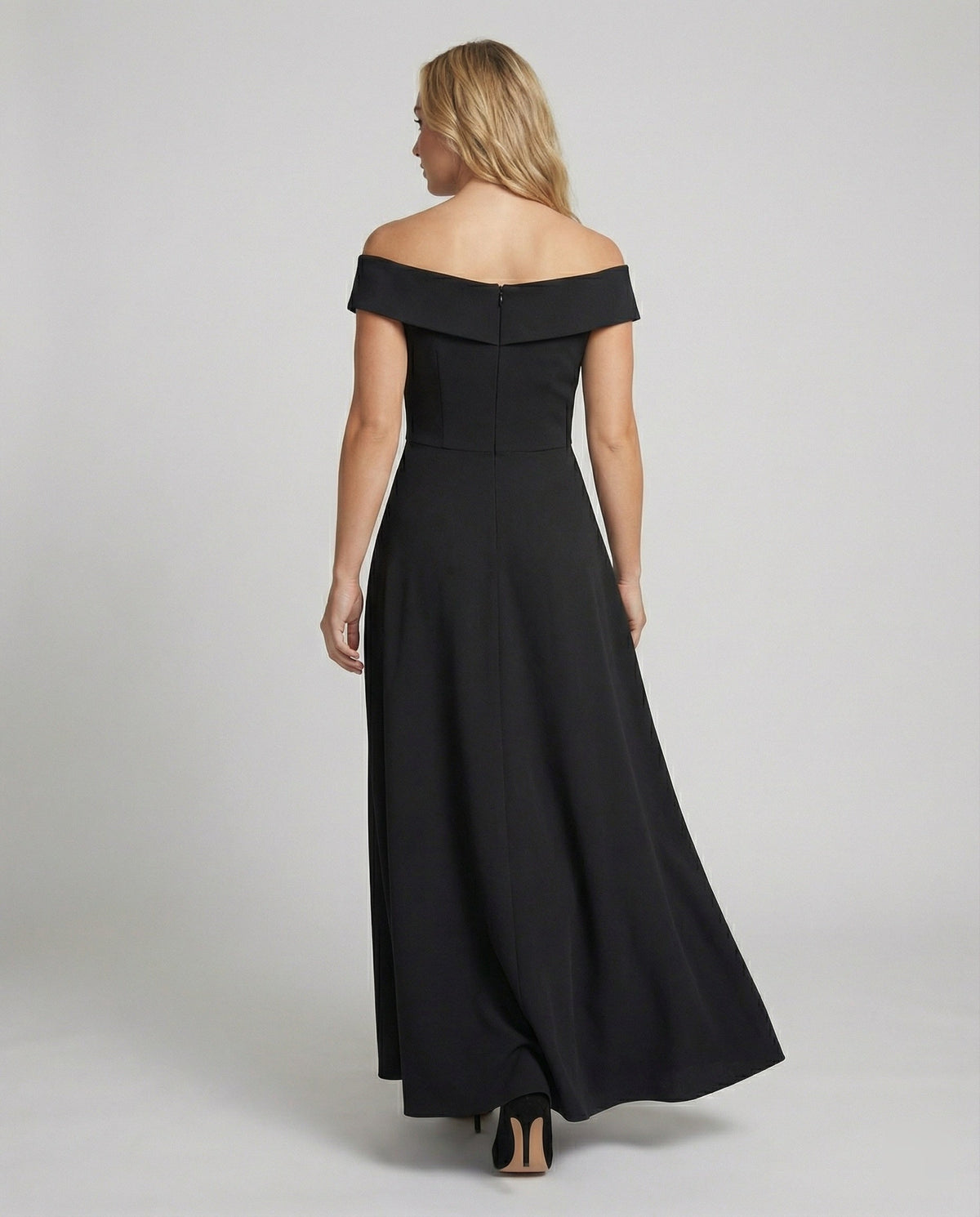 Women's Evening Dress | Off-Shoulder | Elegant Catwalk | Spring