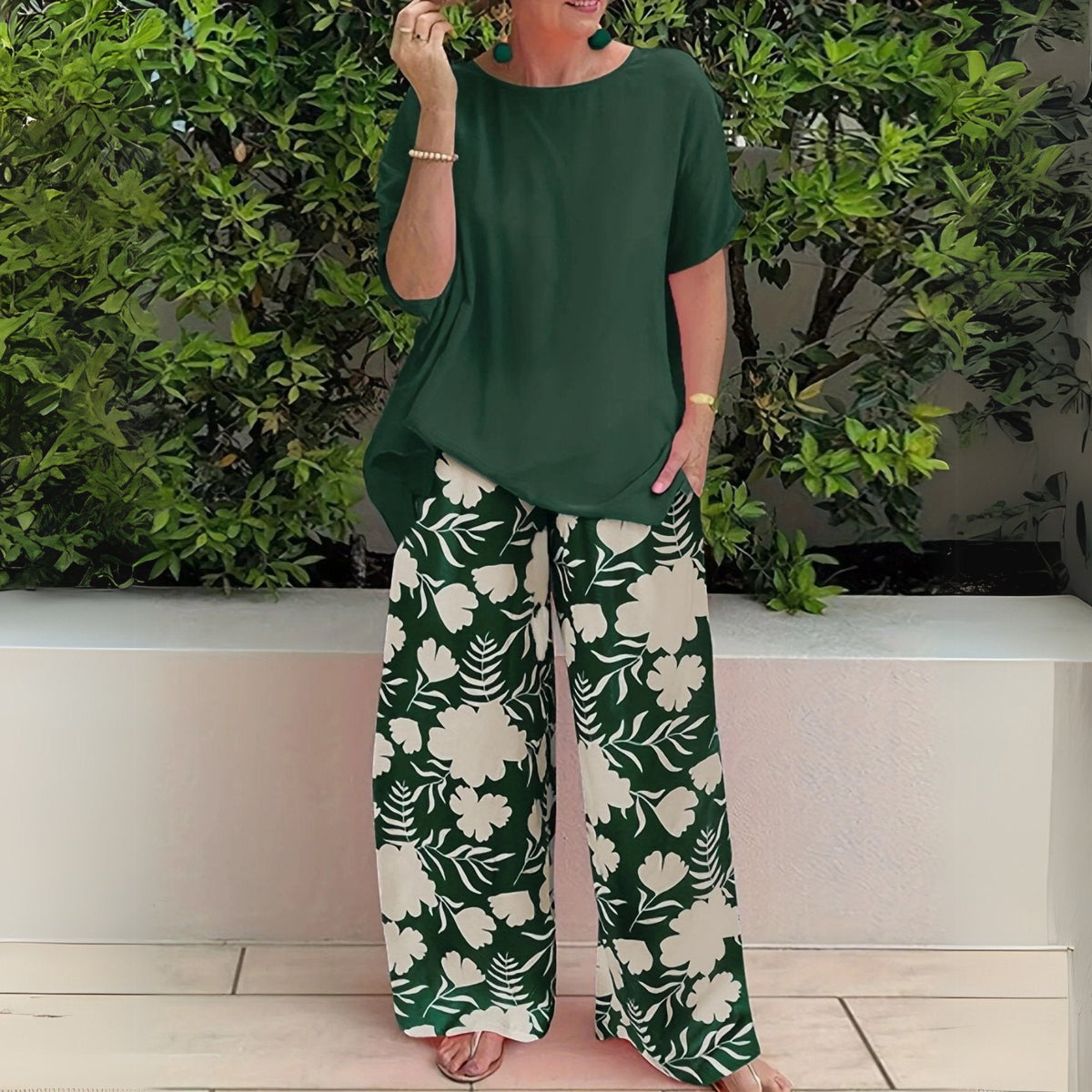 Women's Floral Wide-Leg Two-Piece Set - Relaxed Fit | Summer - Forest Green