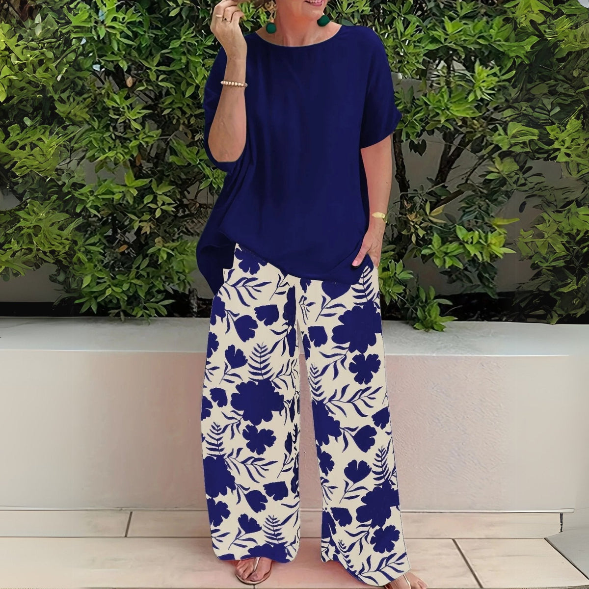 Women's Floral Wide-Leg Two-Piece Set - Relaxed Fit | Summer - Navy