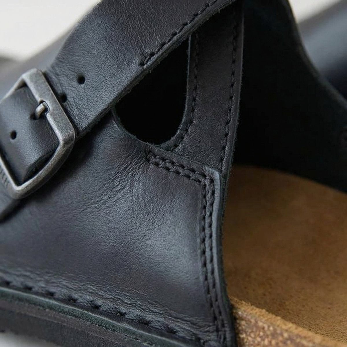 Women's Full-Grain Leather Slip-On Clogs - Ergonomic Comfort | Autumn