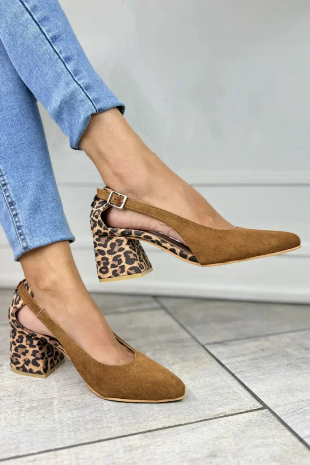 Women's Heels | Elegant Buckle Slingback | Summer - Tan