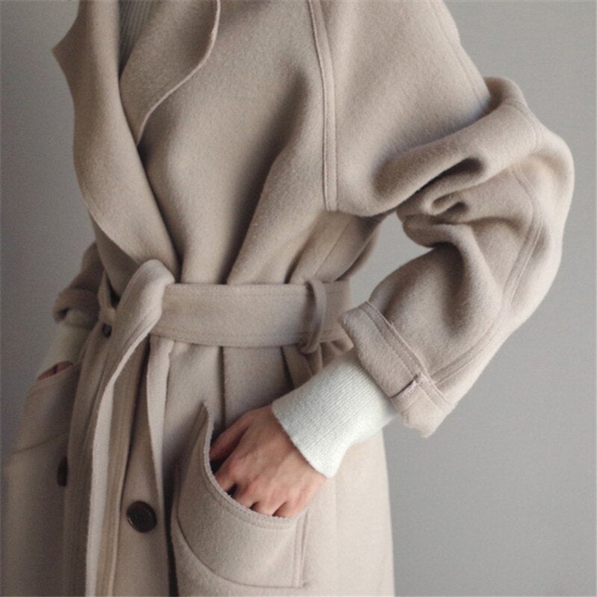 Women's Long Double-Breasted Cashmere Blend Coat - Timeless Elegance