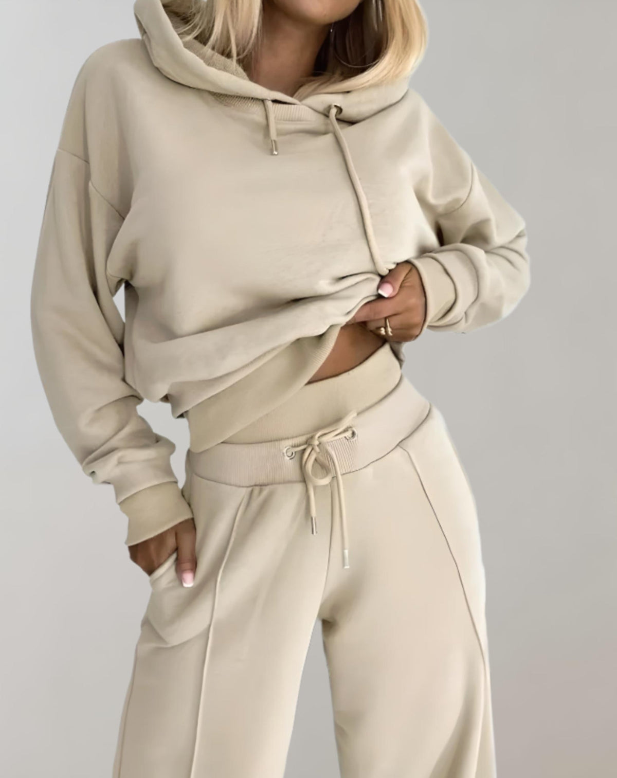 Women's Luxury Training Set | Oversized Hoodie & Pants | Autumn - Beige