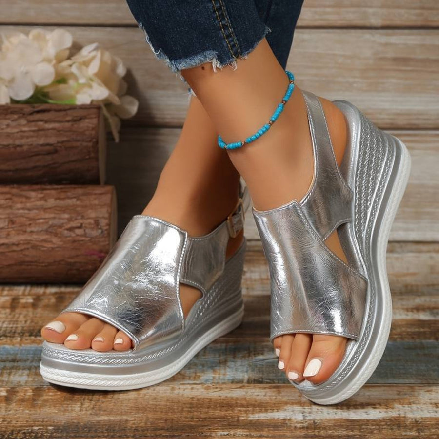 Women's Metallic Platform Comfort Sandals - Silver | Summer - Silver