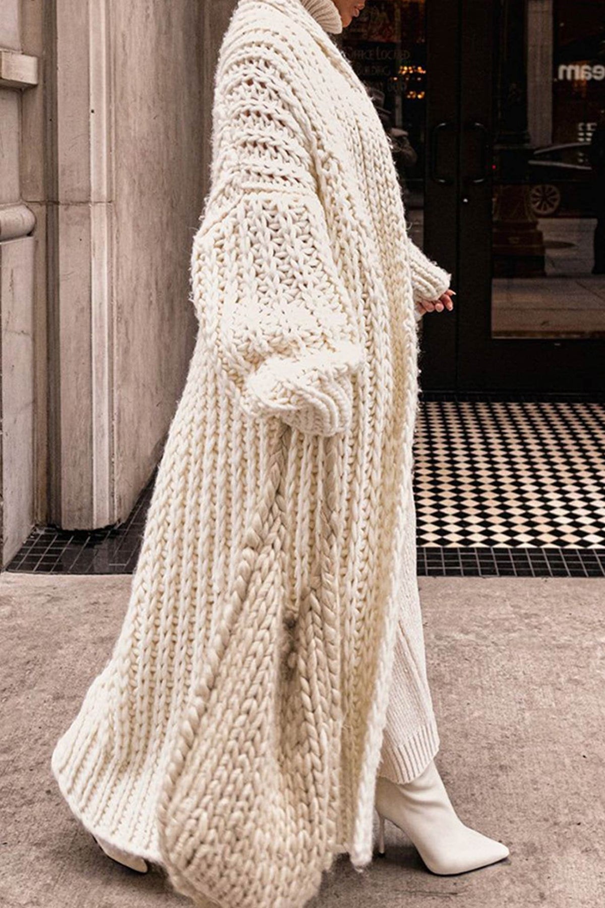 Women's Oversized Chunky Knit Longline Cardigan - Open Front | Autumn - Beige