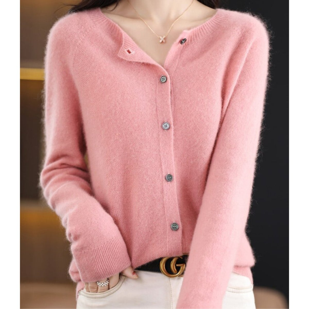 Women's Oversized Merino Wool Cardigan - Button-Front Knit | Autumn - Light Pink