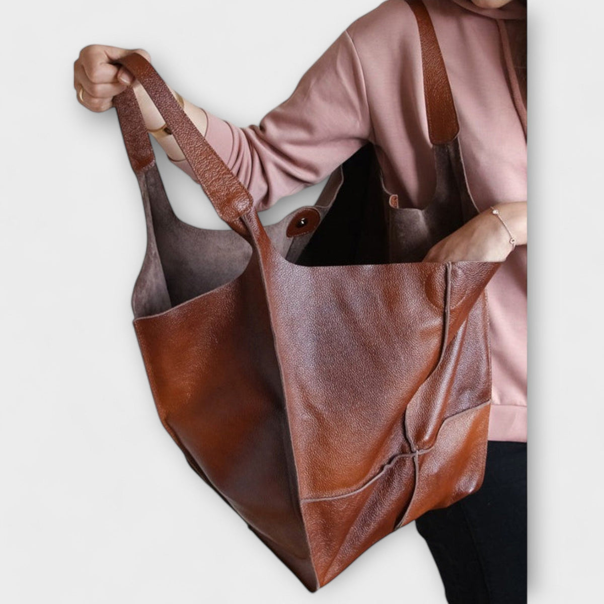 Women's Oversized Weekender Bag - Structured Travel Tote