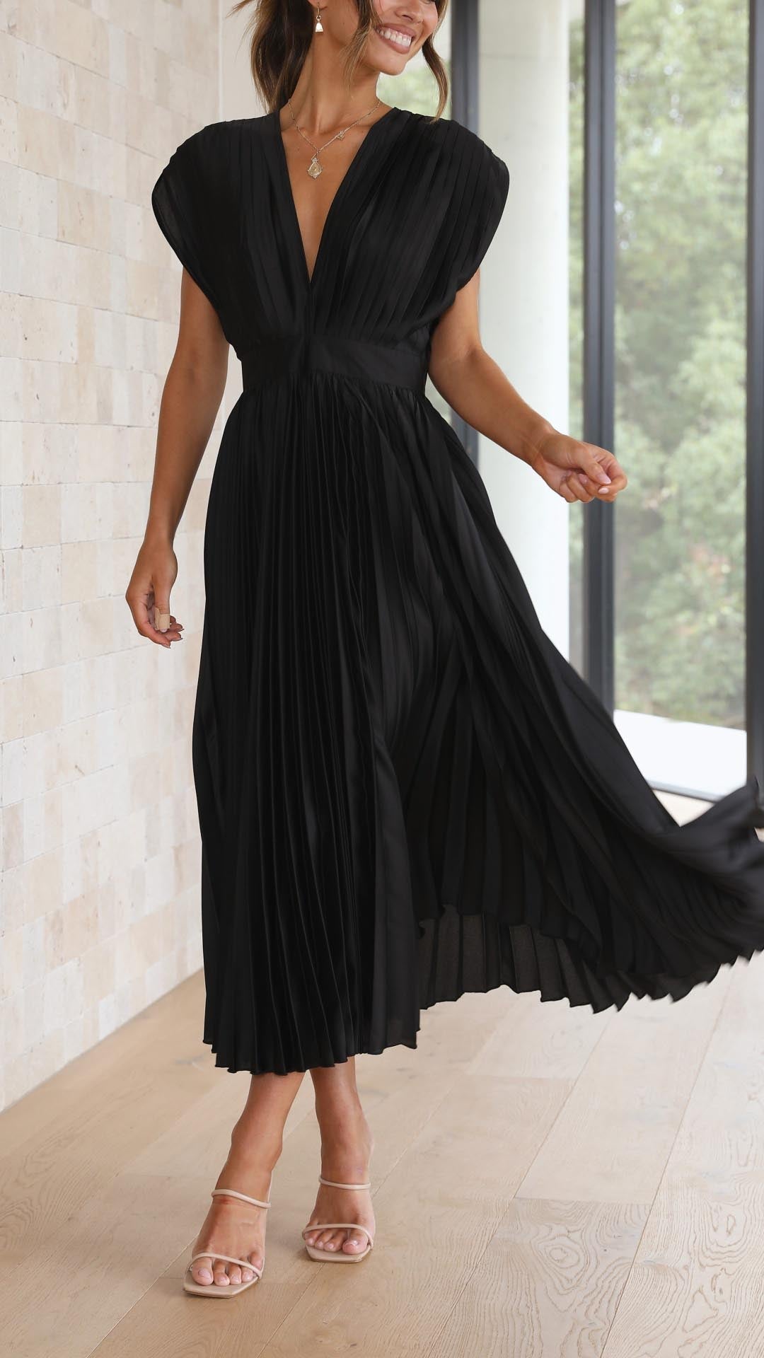 Women's Pleated Maxi Dress - Classic Elegance | Spring - Black