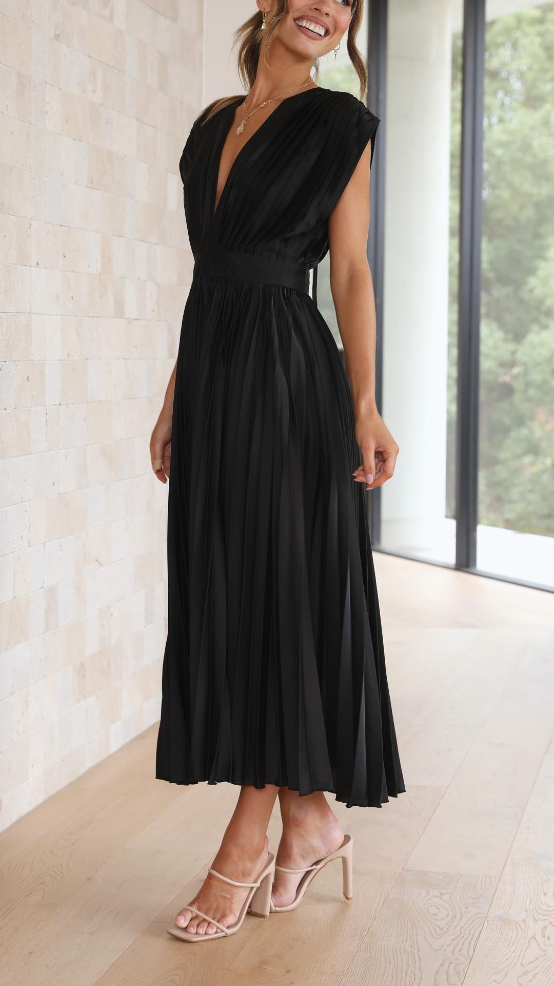 Women's Pleated Maxi Dress - Classic Elegance | Spring