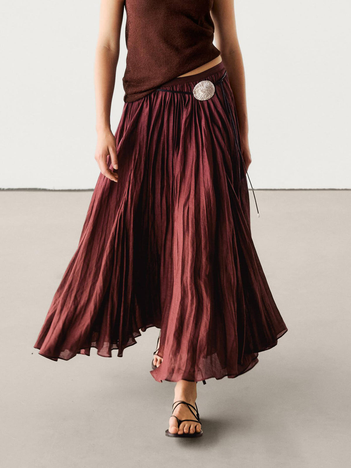 Women's Pleated Midi Skirt Set - Burgundy Knit Two-Piece | Autumn