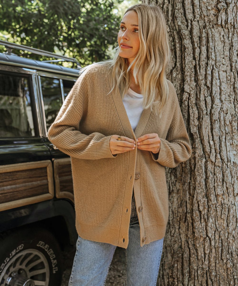 Women's Relaxed-Fit V-Neck Cashmere Cardigan - Button-Front | Autumn