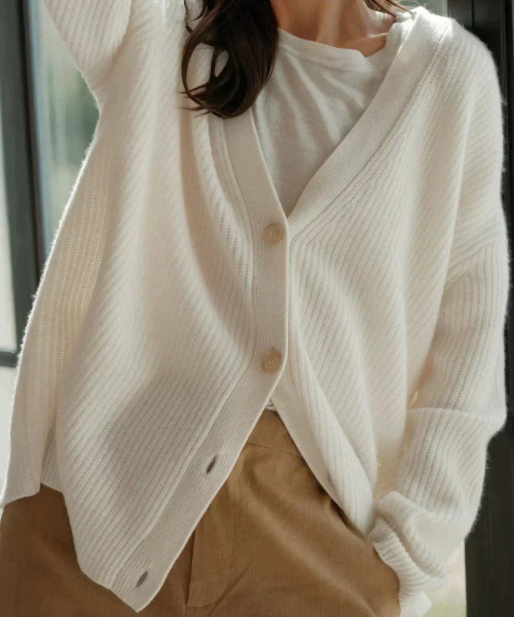 Women's Relaxed-Fit V-Neck Cashmere Cardigan - Button-Front | Autumn