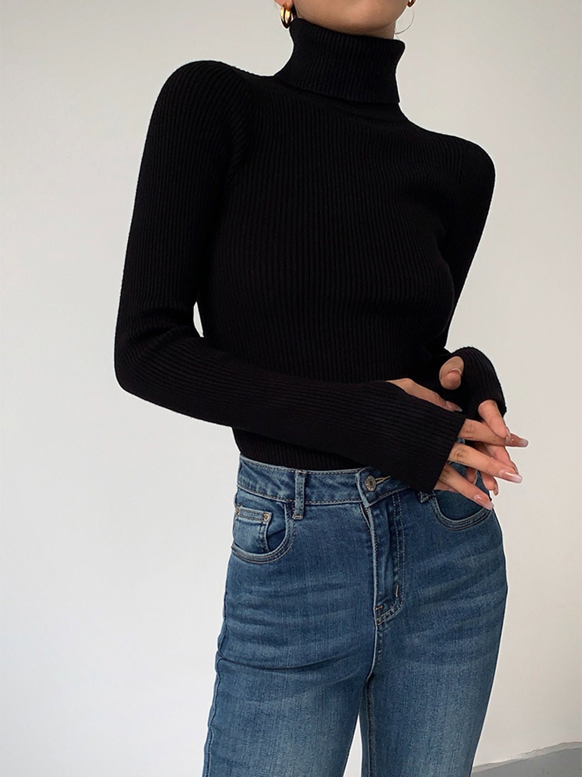 Women's Ribbed Turtleneck Lightweight Knit Sweater | Autumn - Black
