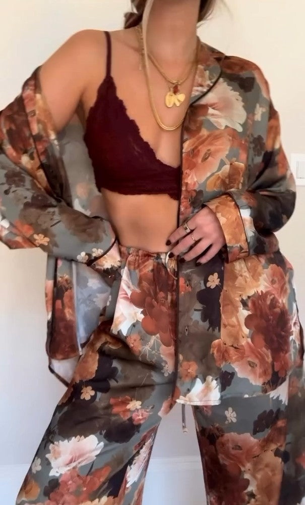 Women's Two-Piece Pajama Set - Artistic Print Lounge Wear | Fall