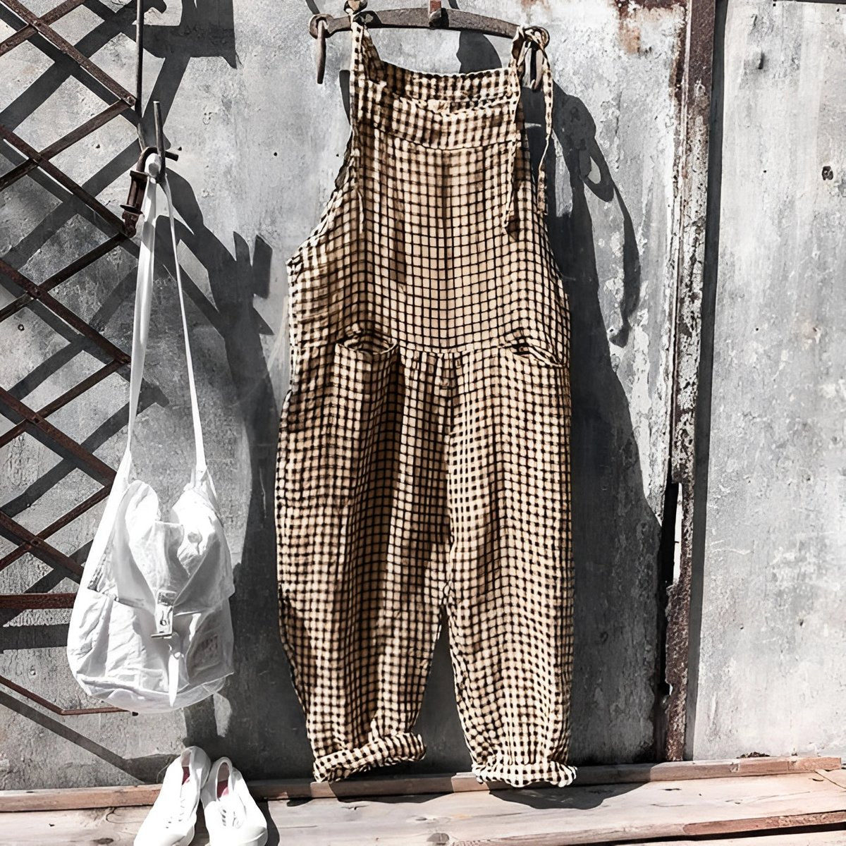 Women's Vintage Striped Loose-Fit Bib Overall Jumpsuit | Spring - Brown